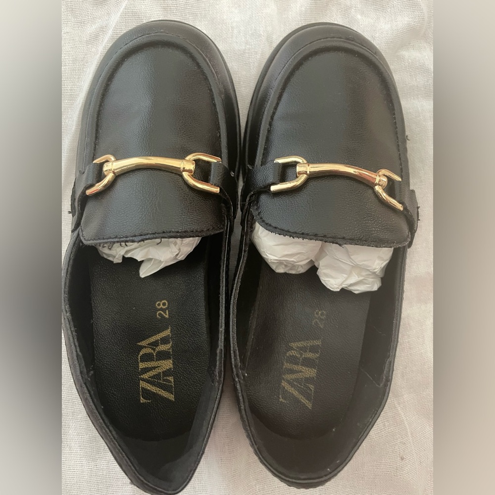 KIDS Zara Black Loafers with Gold Accent